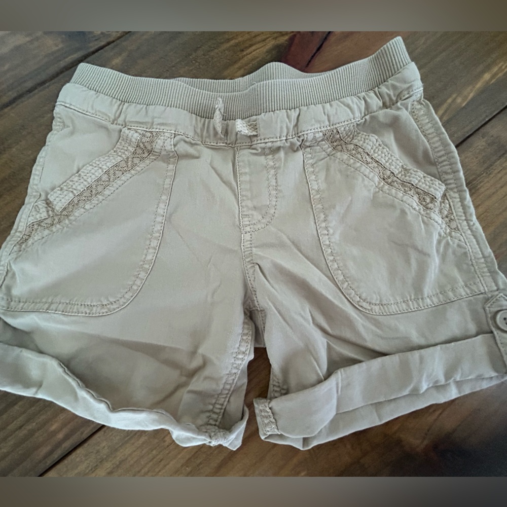 ✨SO Girls Tan Shorts